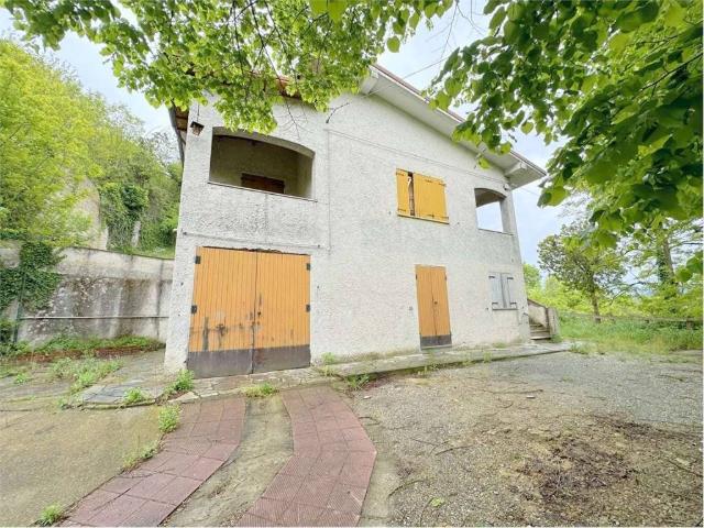 Villa Indipendente in vendita a Piemonte, Alessandria