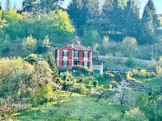 Villa Indipendente in vendita a Piemonte, Alessandria