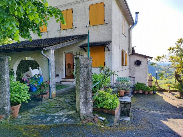 Villa Indipendente in vendita a Piemonte, Alessandria