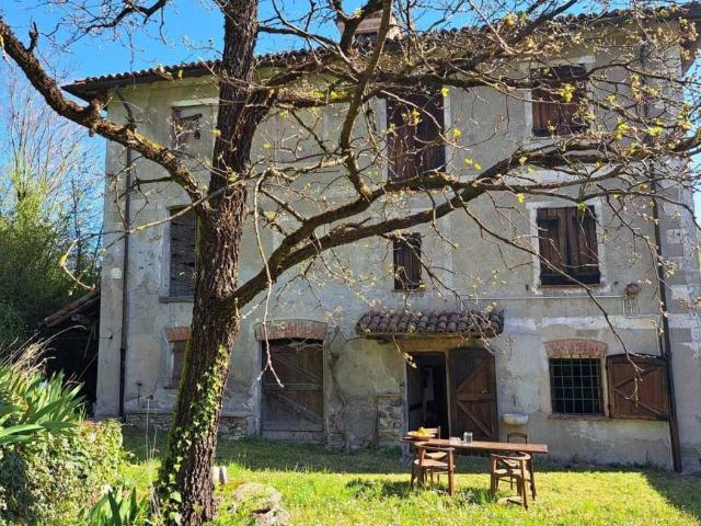 Villa Indipendente in vendita a Piemonte, Alessandria
