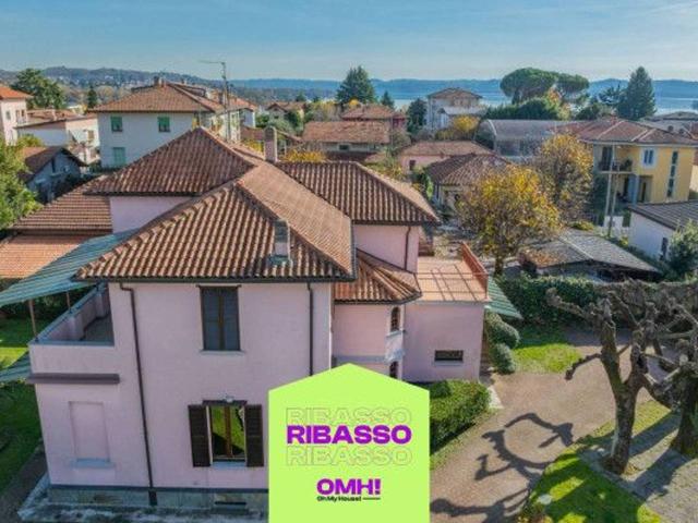 Villa Indipendente in vendita a Comunità Montana Valli del Verbano, Gavirate