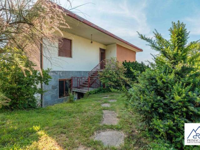 Villa Indipendente in vendita a Comunità Montana Valli del Verbano, Gavirate