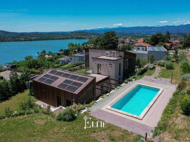 Villa Indipendente in vendita a Comunità Montana Valli del Verbano, Gavirate