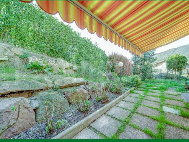 Villa Indipendente in vendita a Comunità Montana Valli del Verbano, Gavirate