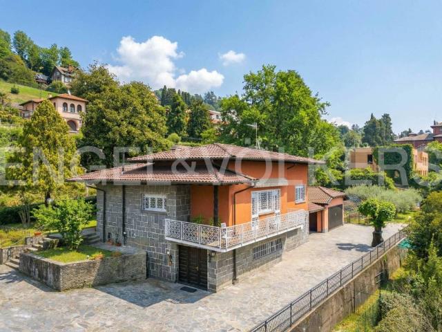 Villa Indipendente in vendita a Comunità Montana Valli del Verbano, Gavirate