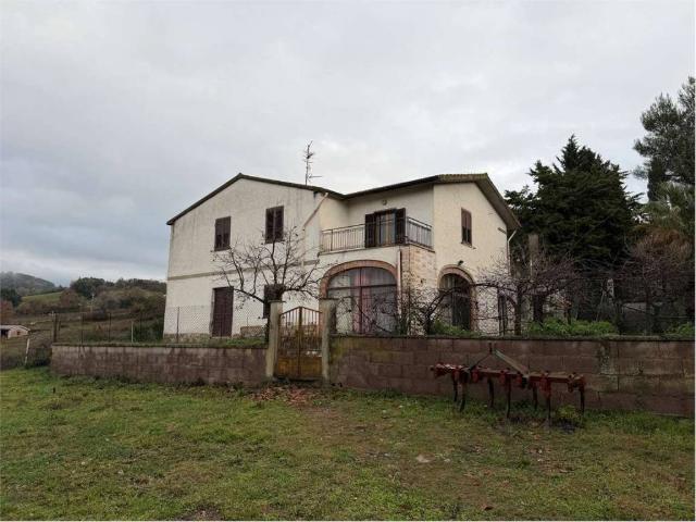 Villa Indipendente in vendita a Bivio Di Ravi, Toscana