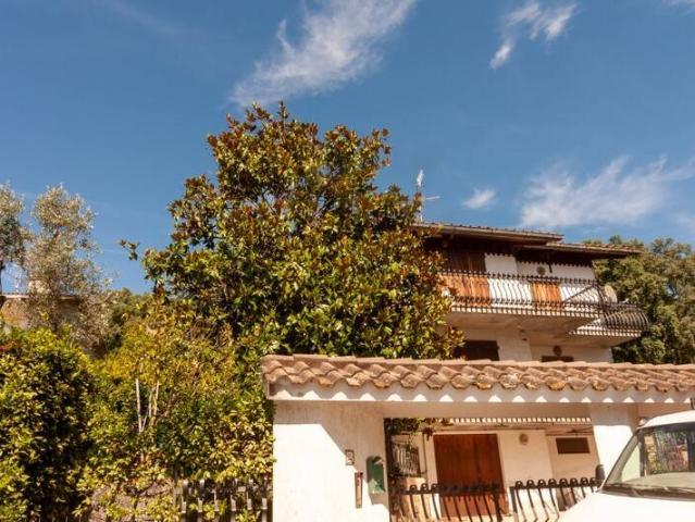 Villa Indipendente in vendita a Bivio Di Ravi, Toscana