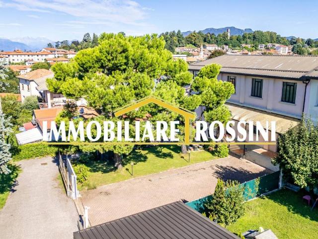 Villa Indipendente in vendita a Gazzada Schianno, Gazzada