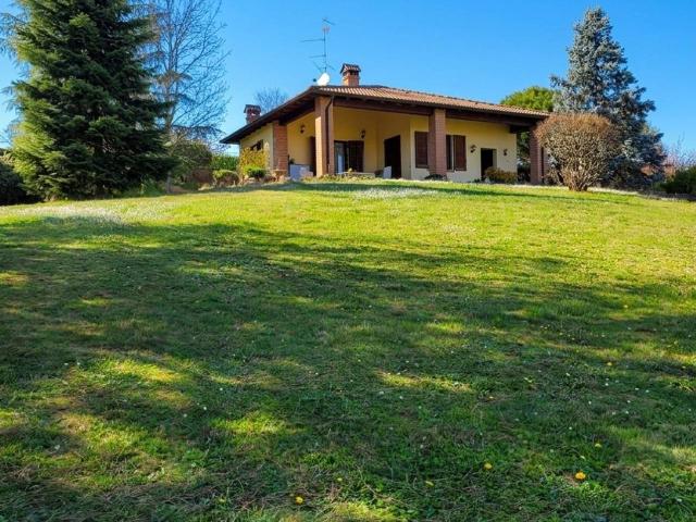 Villa Indipendente in vendita a Gazzola, Reggio Emilia