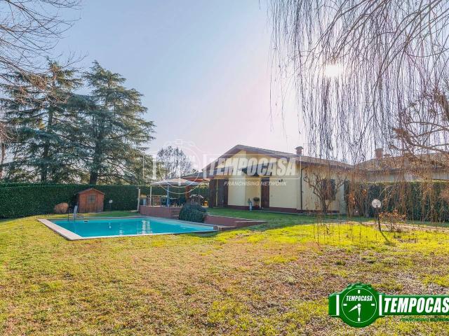 Villa Indipendente in vendita a Gazzola, Reggio Emilia
