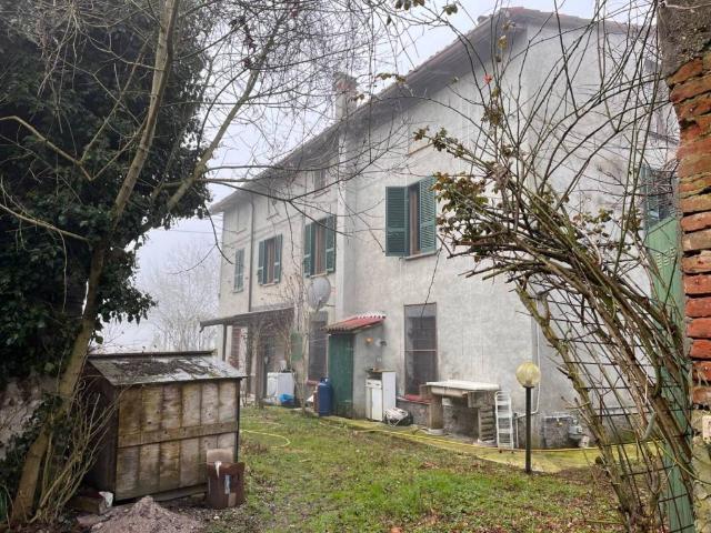 Villa Indipendente in vendita a Gazzola, Reggio Emilia