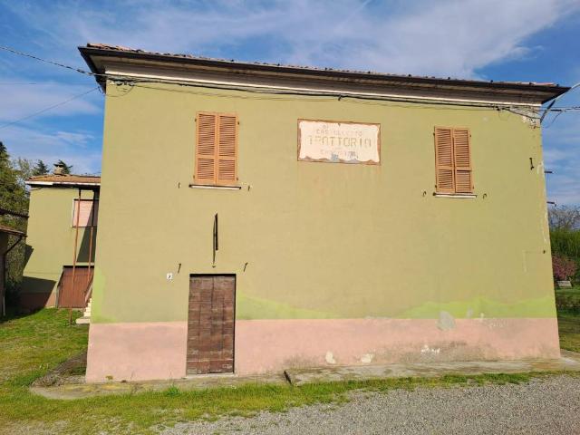 Villa Indipendente in vendita a Gazzola, Reggio Emilia