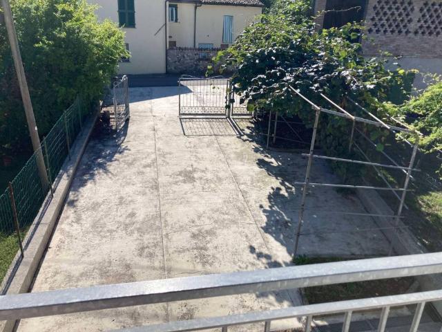 Villa Indipendente in vendita a Gazzola, Reggio Emilia