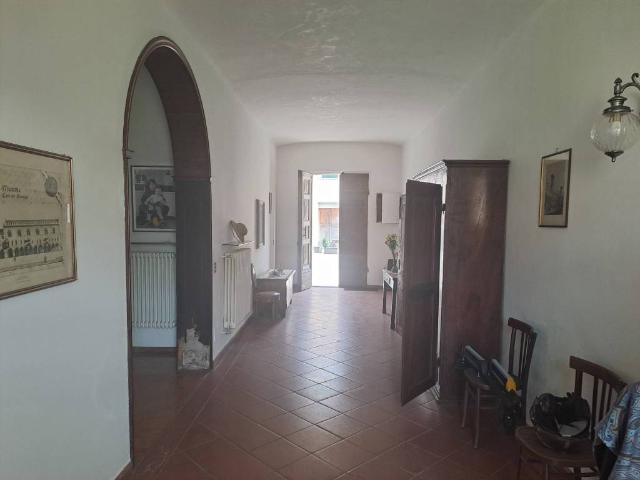 Villa Indipendente in vendita a Gazzuolo, Lombardia