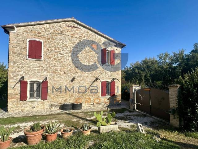 Villa Indipendente in vendita a Iola, Gemmano