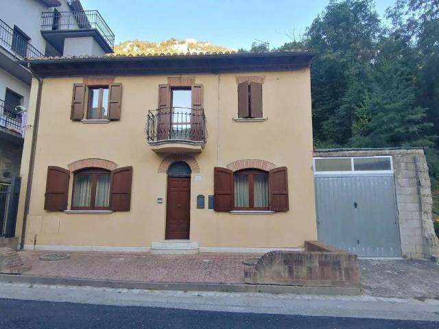 Villa Indipendente in vendita a Marche, Ancona