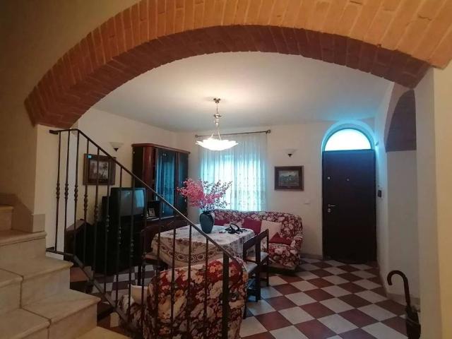 Villa Indipendente in vendita a Marche, Ancona