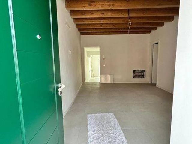 Villa Indipendente in vendita a Genivolta, Cremona