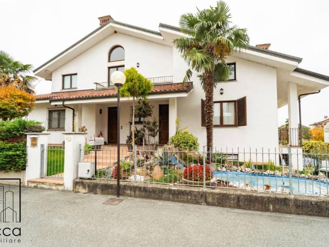 Villa Indipendente in vendita a Piemonte, Cuneo
