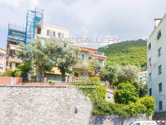 Villa Indipendente in vendita a Levante, Serra Riccò