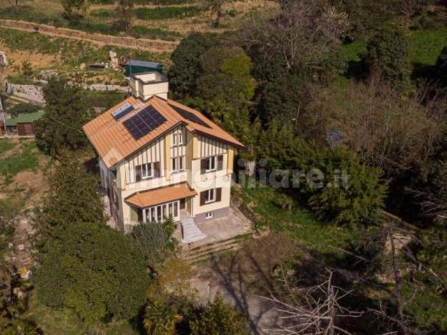 Villa Indipendente in vendita a Serra Riccò, Liguria