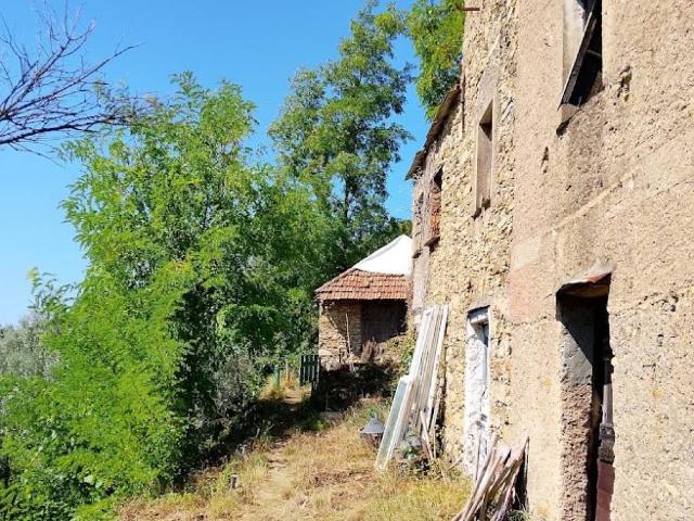 Villa Indipendente in vendita a Struppa, Genova