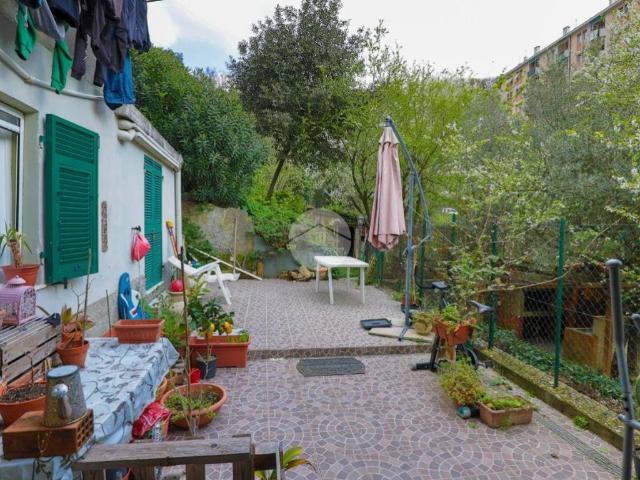 Villa Indipendente in vendita a Bassa Val Bisagno, Serra Riccò