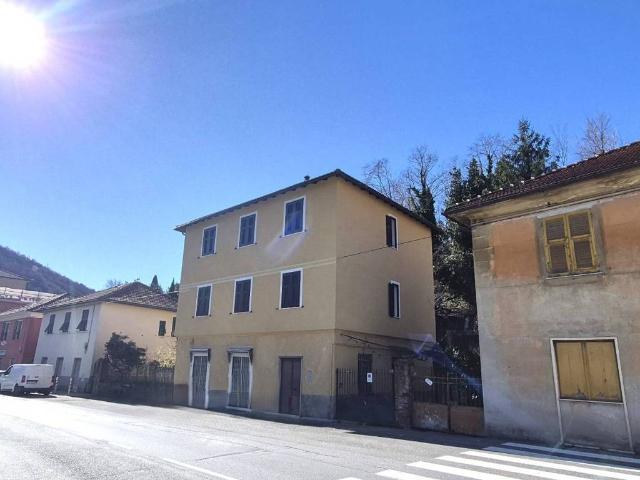 Villa Indipendente in vendita a Media Val Bisagno, Serra Riccò
