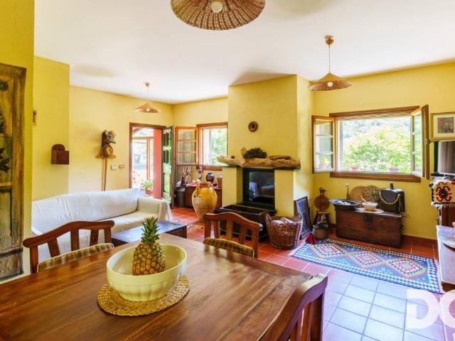 Villa Indipendente in vendita a Ponente, Serra Riccò