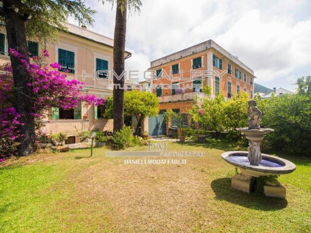 Villa Indipendente in vendita a Levante, Serra Riccò