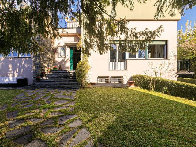 Villa Indipendente in vendita a Medio Levante, Serra Riccò