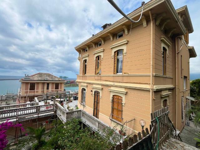 Villa Indipendente in vendita a Ponente, Serra Riccò