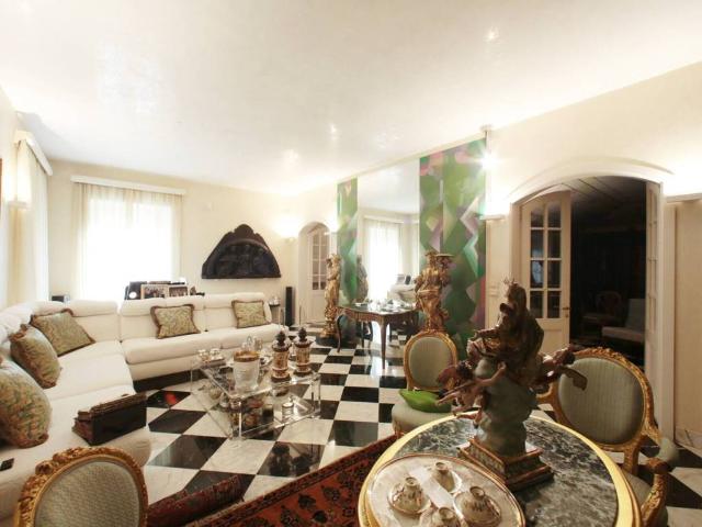 Villa Indipendente in vendita a Levante, Serra Riccò