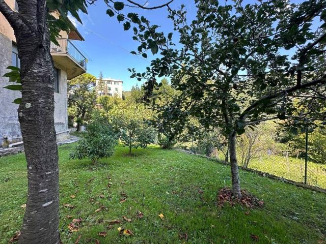 Villa Indipendente in vendita a Serra Riccò, Genova