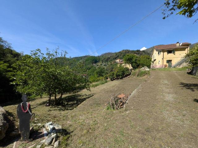 Villa Indipendente in vendita a Ponente, Serra Riccò