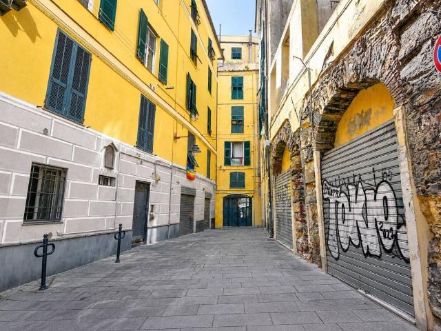 Villa Indipendente in vendita a Centro Est, Serra Riccò