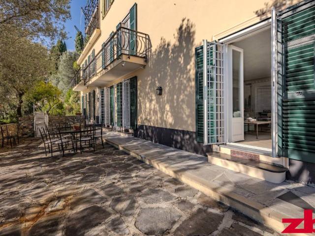 Villa Indipendente in vendita a Levante, Serra Riccò
