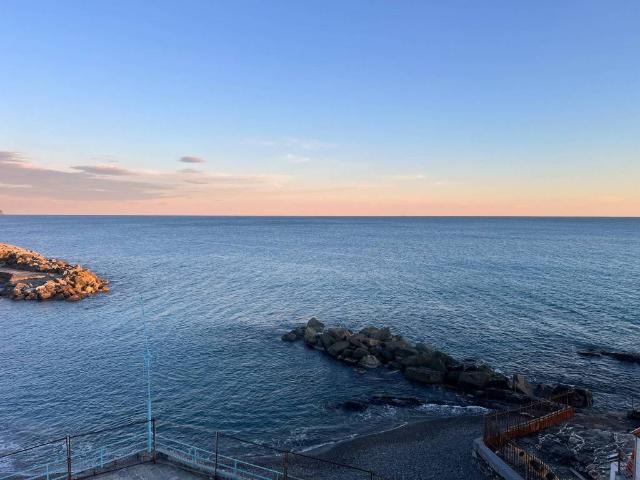 Villa Indipendente in vendita a Levante, Serra Riccò