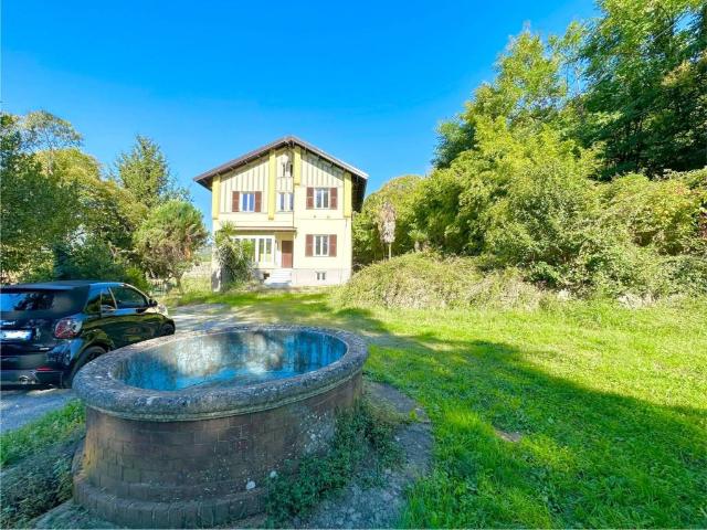 Villa Indipendente in vendita a Val Polcevera, Serra Riccò