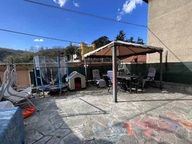 Villa Indipendente in vendita a Val Polcevera, Serra Riccò