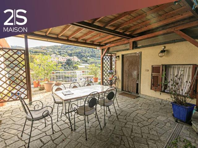 Villa Indipendente in vendita a San Nicolò, Serra Riccò