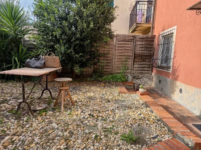 Villa Indipendente in vendita a Quinto al Mare, Genova