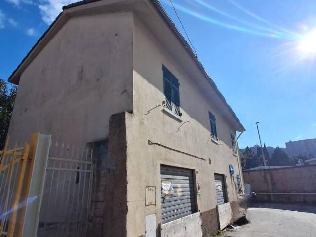 Villa Indipendente in vendita a Val Polcevera, Serra Riccò