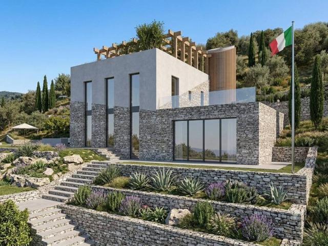 Villa Indipendente in vendita a Centro Est, Serra Riccò