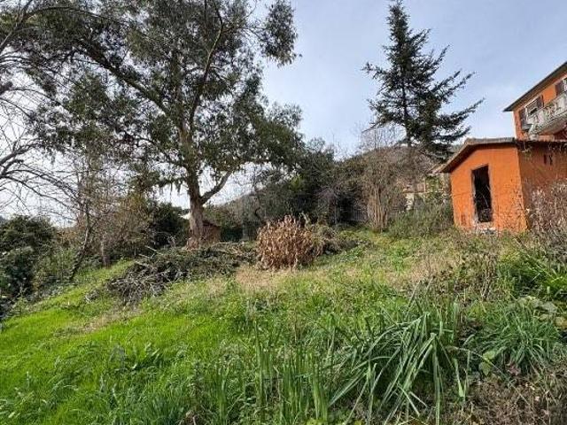 Villa Indipendente in vendita a Media Val Bisagno, Serra Riccò