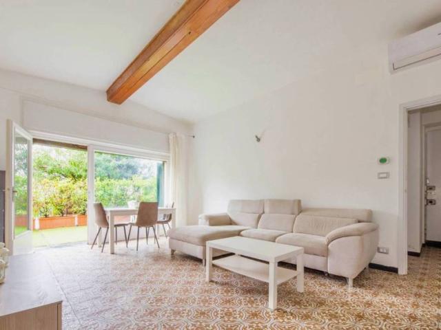 Villa Indipendente in vendita a Medio Levante, Serra Riccò