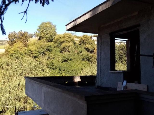 Villa Indipendente in vendita a Medio Ponente, Serra Riccò