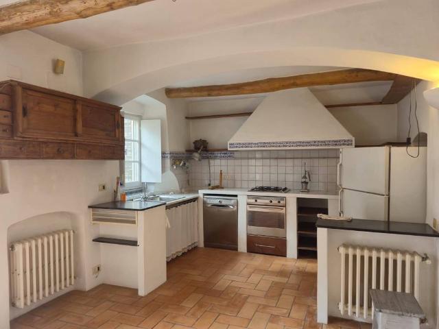 Villa Indipendente in vendita a Colle degli Ometti, Serra Riccò