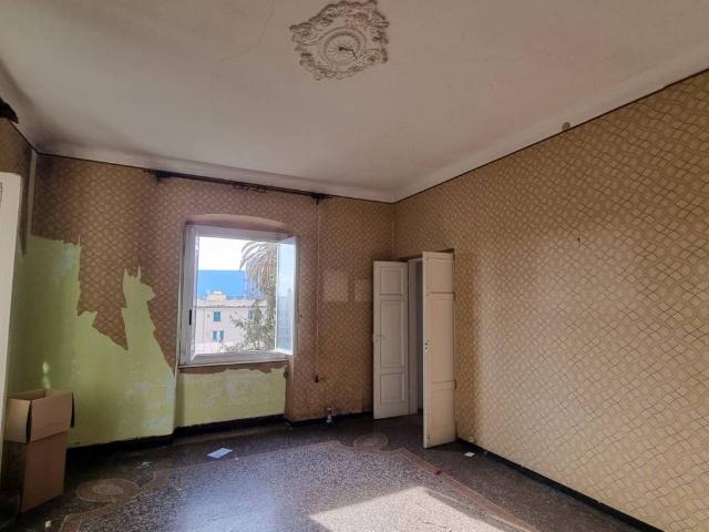 Villa Indipendente in vendita a Medio Ponente, Serra Riccò