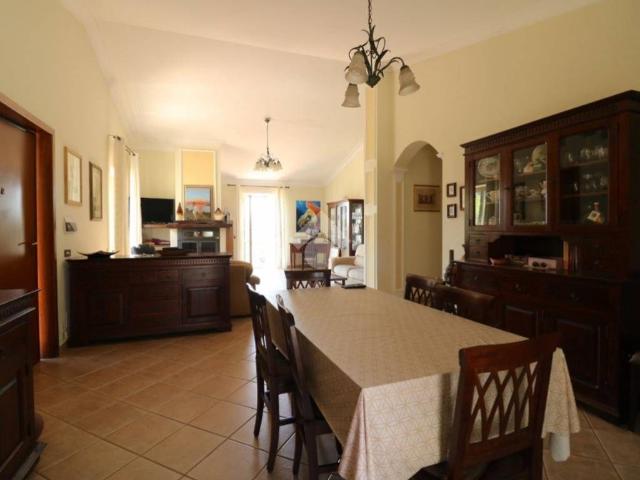 Villa Indipendente in vendita a Montecagnoletto, Roma Capitale